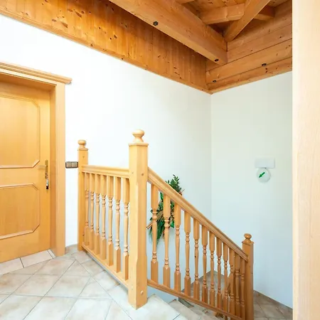 Welcoming In With Terrace Apartman