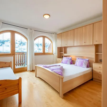 Apartman Welcoming In With Terrace